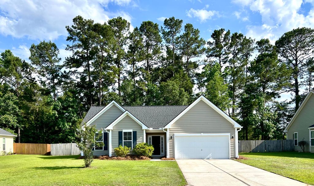3006 Central Ring Court, Ridgeville, SC 29472