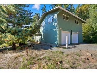 18763 S GRASLE Rd, Oregon City, OR 97045