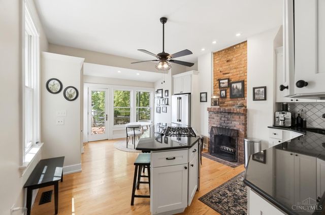 1021 St Gregory Street, Cincinnati, OH 45202