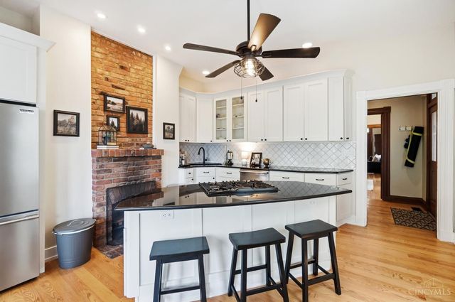 1021 St Gregory Street, Cincinnati, OH 45202