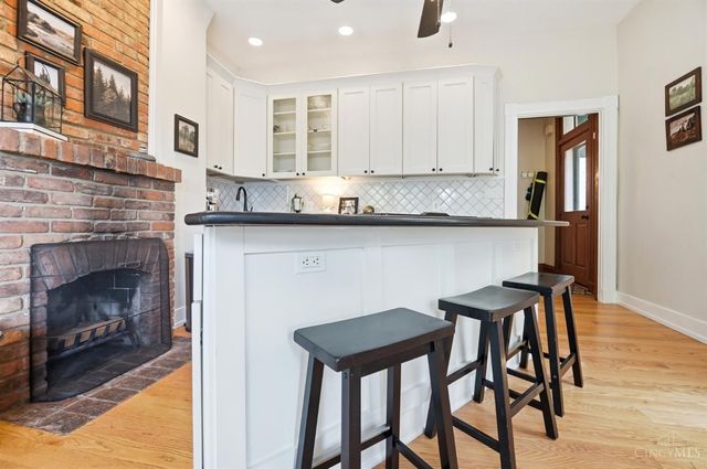 1021 St Gregory Street, Cincinnati, OH 45202