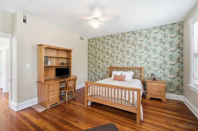 1021 St Gregory Street, Cincinnati, OH 45202