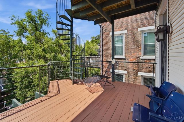 1021 St Gregory Street, Cincinnati, OH 45202