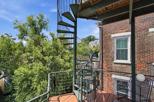 1021 St Gregory Street, Cincinnati, OH 45202