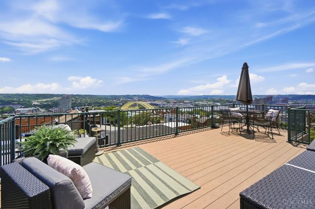1021 St Gregory Street, Cincinnati, OH 45202