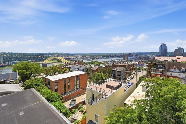1021 St Gregory Street, Cincinnati, OH 45202