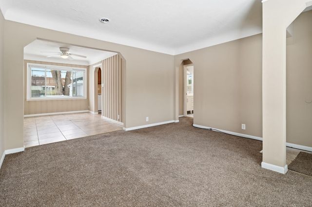 13747 Humphrey Street, Southgate, MI 48195