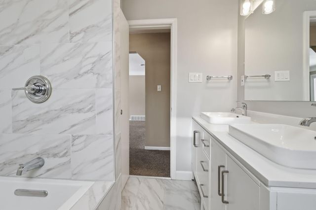 13747 Humphrey Street, Southgate, MI 48195