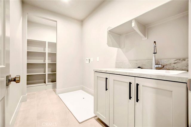 204 Alora, Irvine, CA 92618