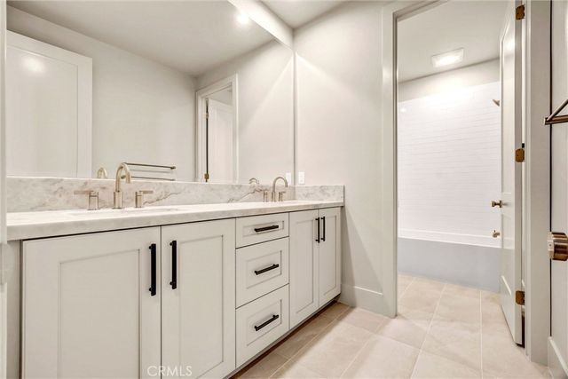 204 Alora, Irvine, CA 92618