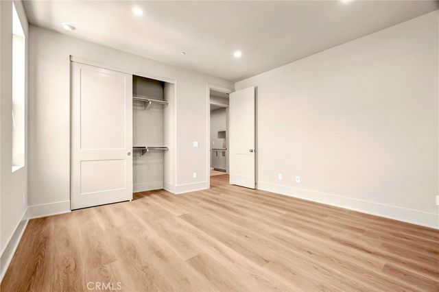 204 Alora, Irvine, CA 92618