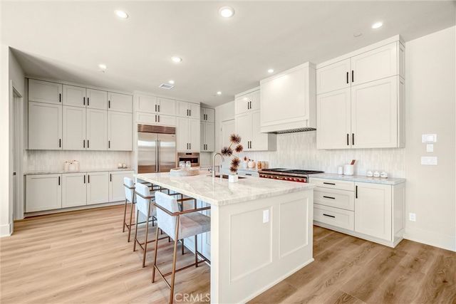 204 Alora, Irvine, CA 92618