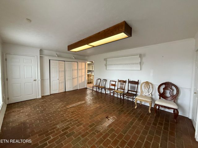 714 Joiner Hollow Rd, Rockwood, TN 37854