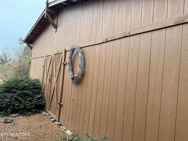 714 Joiner Hollow Rd, Rockwood, TN 37854