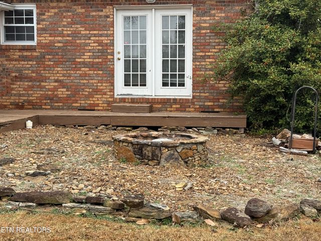 714 Joiner Hollow Rd, Rockwood, TN 37854