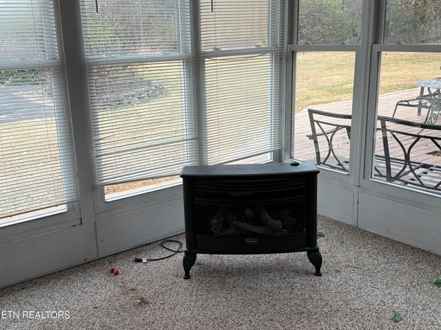 714 Joiner Hollow Rd, Rockwood, TN 37854