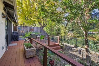 1240 Peppertree Cir, St. Helena, CA 94574