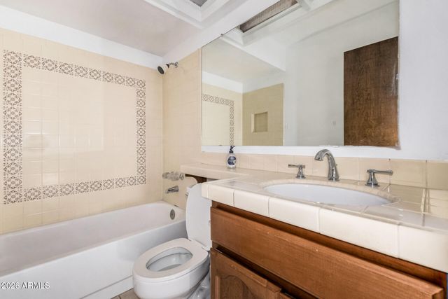 1010 E BECKER Lane, Phoenix, AZ 85020