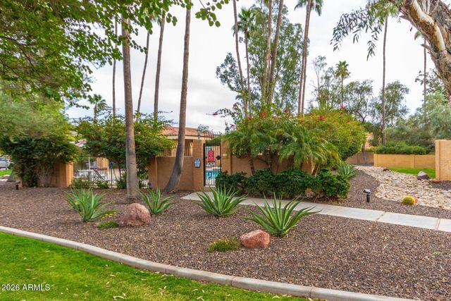 1010 E BECKER Lane, Phoenix, AZ 85020