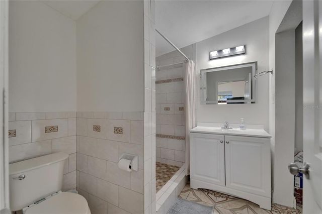 9118 BRUNSWICK LANE, Tampa, FL 33615