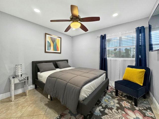 2004 SW Natura Boulevard D, Deerfield Beach, FL 33441