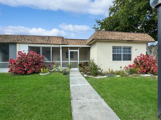 2004 SW Natura Boulevard D, Deerfield Beach, FL 33441