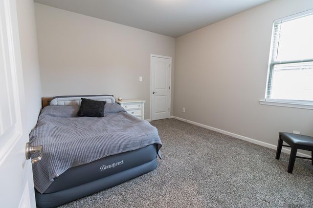 8114 Kelsey Ln, Iowa, LA 70647
