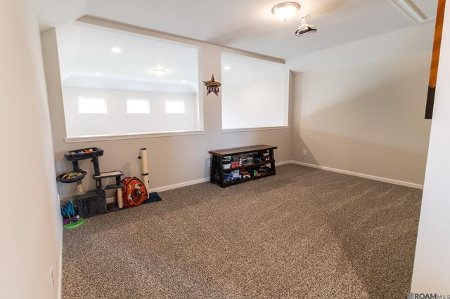 8114 Kelsey Ln, Iowa, LA 70647