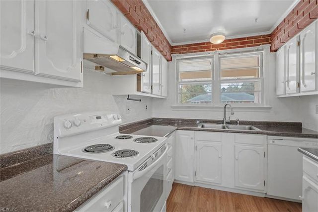 5168 Langston RD, Virginia Beach, VA 23464