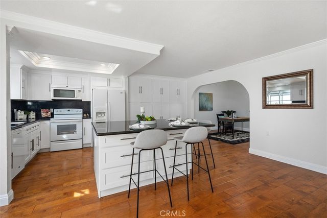 2005 Via Mariposa W B, Laguna Woods, CA 92637