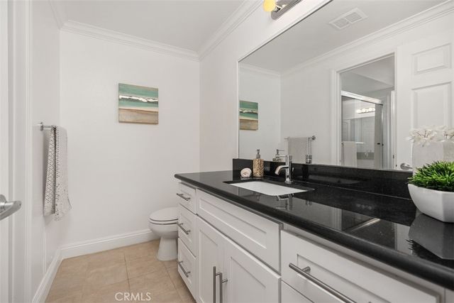 2005 Via Mariposa W B, Laguna Woods, CA 92637