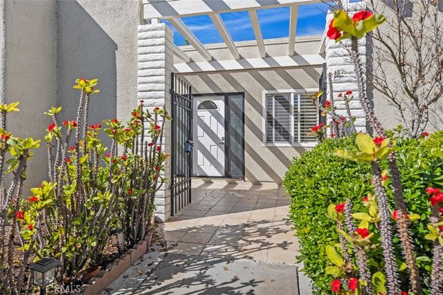 2005 Via Mariposa W B, Laguna Woods, CA 92637