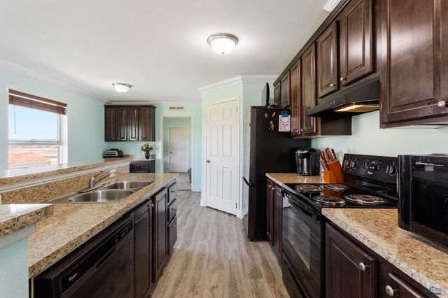 1013 BENNINGTON DR, Box Elder, SD 57719