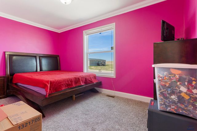 1013 BENNINGTON DR, Box Elder, SD 57719