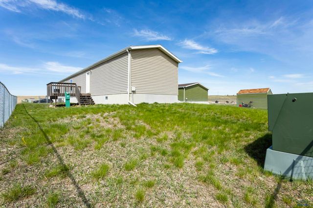 1013 BENNINGTON DR, Box Elder, SD 57719