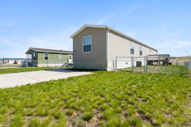 1013 BENNINGTON DR, Box Elder, SD 57719