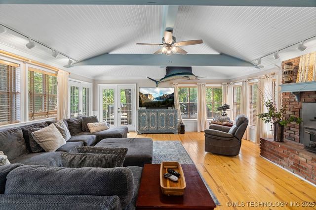 429 N Sandpoint Road, Mead, OK 73449