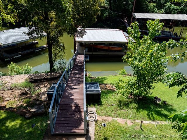 429 N Sandpoint Road, Mead, OK 73449