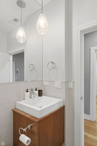 2818 W Chicago Avenue 3, Chicago, IL 60622