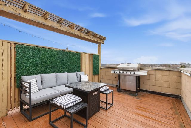 2818 W Chicago Avenue 3, Chicago, IL 60622