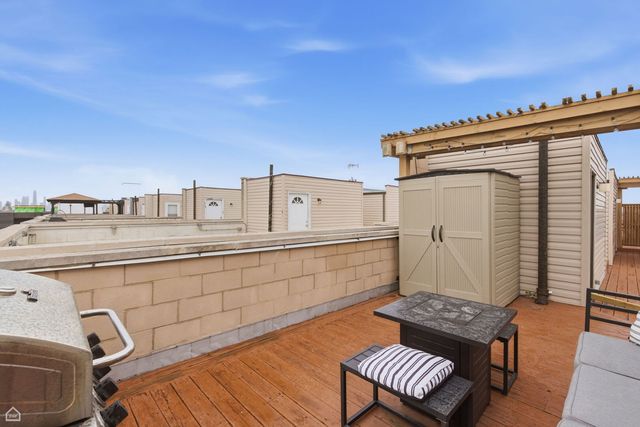 2818 W Chicago Avenue 3, Chicago, IL 60622