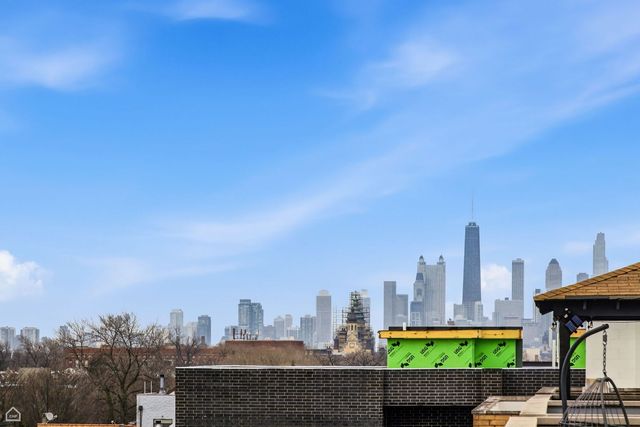 2818 W Chicago Avenue 3, Chicago, IL 60622