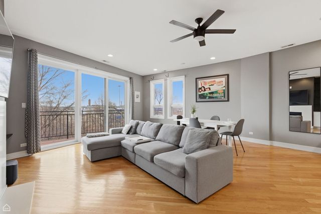 2818 W Chicago Avenue 3, Chicago, IL 60622