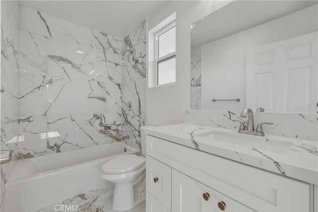 1916 Cedar Avenue A, Long Beach, CA 90806