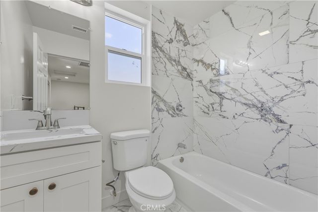 1916 Cedar Avenue A, Long Beach, CA 90806