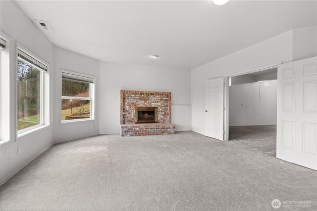 515 63rd Avenue Ct NE, Tacoma, WA 98422