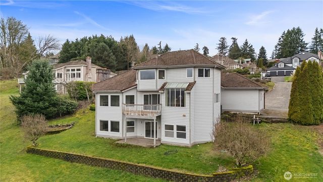515 63rd Avenue Ct NE, Tacoma, WA 98422