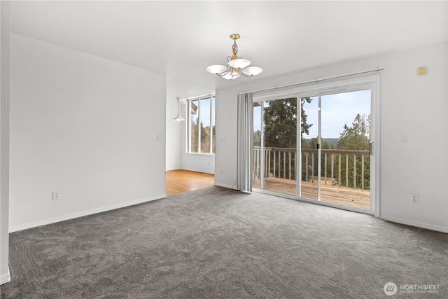 515 63rd Avenue Ct NE, Tacoma, WA 98422