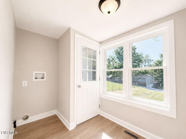 311 Randolph Street, Bristol, VA 24201