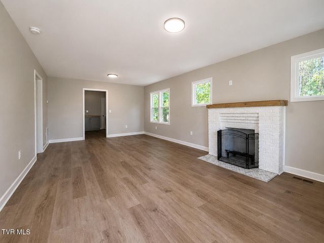 311 Randolph Street, Bristol, VA 24201